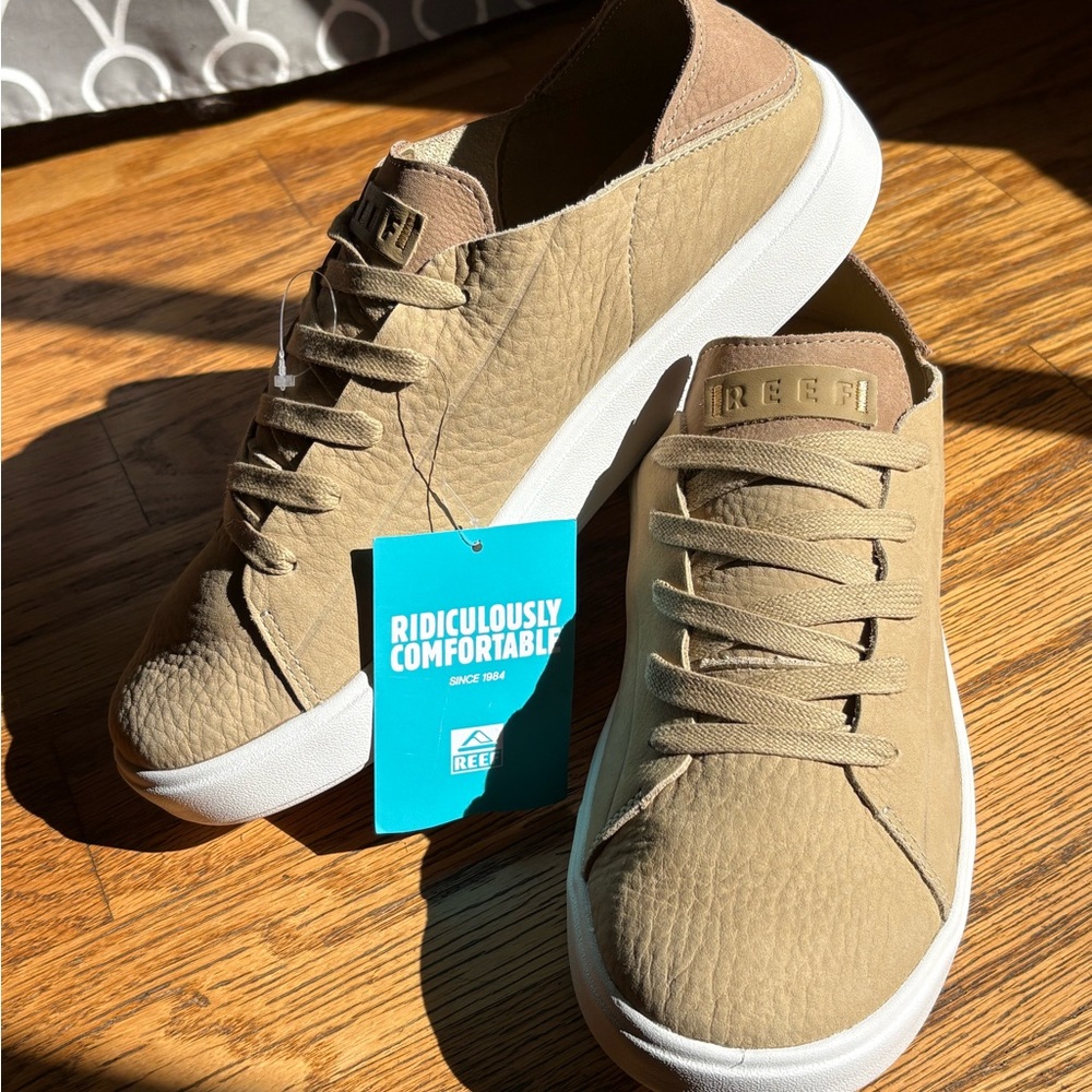Reef Leather Men’s Size 11 Casual Sneakers